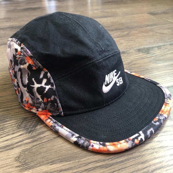 Nike SB Other - Nike SB 5-Panel Hat